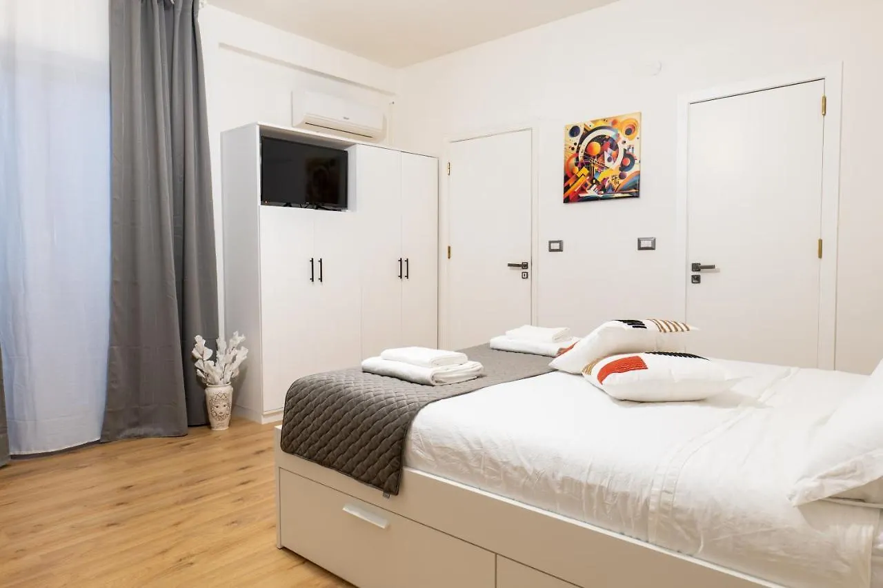 ** Bed & Breakfast Sweet Home Palermo Italy